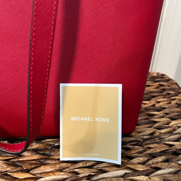 MICHAEL KORS Jet Set Travel Tote - Red Saffiano Leather - With Shopper ❤️ - Picture 10 of 15